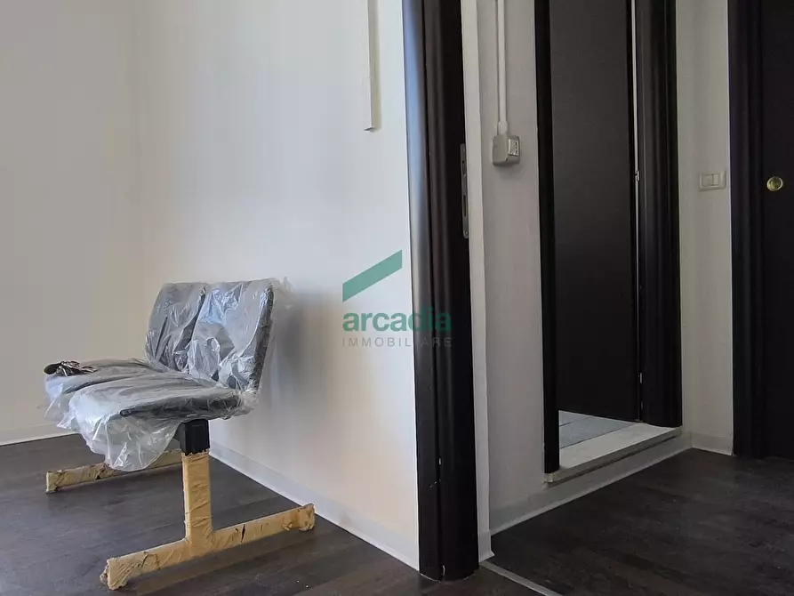 Immagine 20 di Attività artigianale in affitto  in S.S. 16 km 810,800 SN a Triggiano