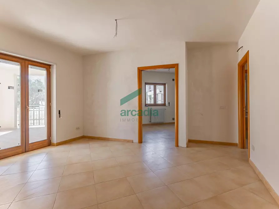 Immagine 4 di Trilocale in vendita  in Via Benigno Zaccagnini 1 a Bitetto