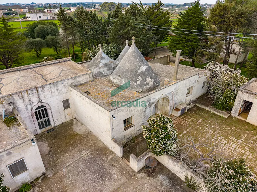 Immagine 25 di Rustico / casale in vendita  in Via Pilozzo Zona G 2 a Martina Franca
