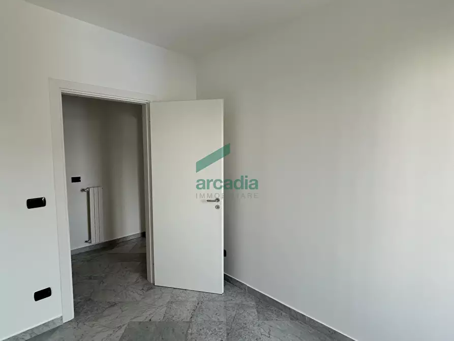 Immagine 10 di Ufficio in affitto  in Viale San Josemaría Escrivá 28 a Bari