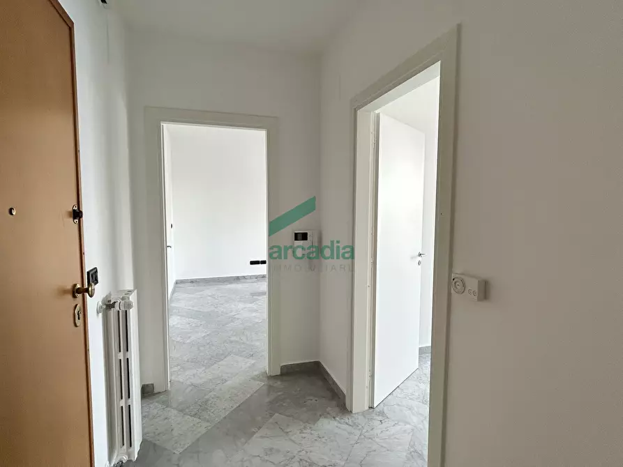 Immagine 17 di Ufficio in affitto  in Viale San Josemaría Escrivá 28 a Bari