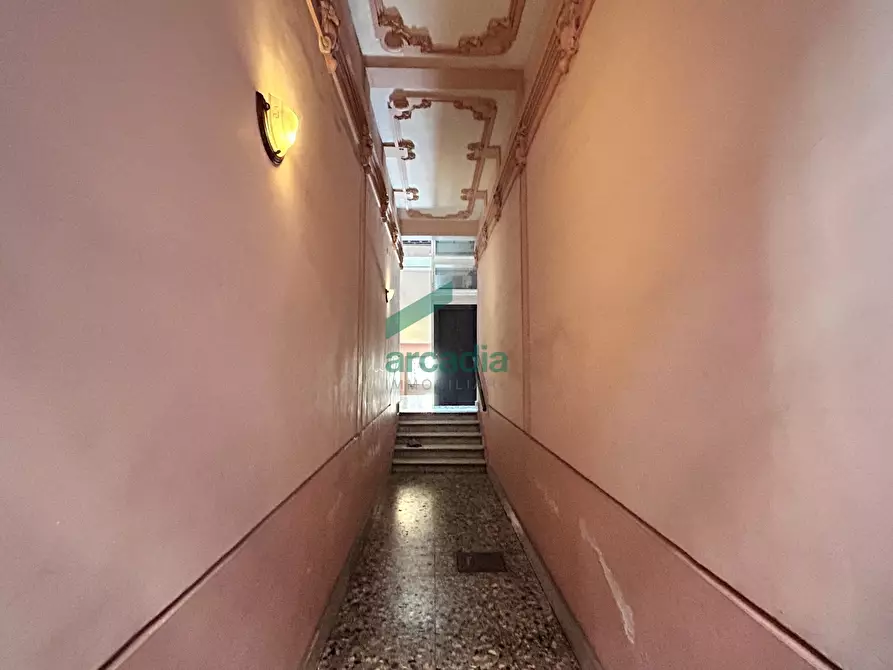 Immagine 3 di Trilocale in vendita  in Via Scipione Crisanzio 138 a Bari