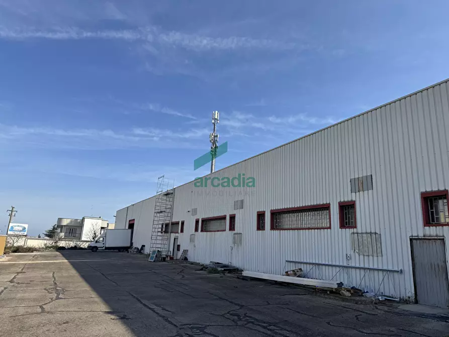 Immagine 18 di Capannone industriale in vendita  in S.P. 231 km 80,660 a Modugno