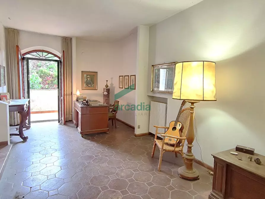 Immagine 23 di Villa in vendita  in Strada Cola di Cagno 32 a Bari