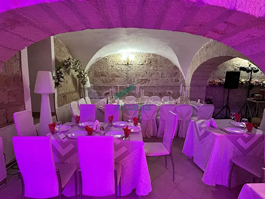 Immagine 4 di Magazzino in vendita  in Corso Cavour 192 a Bari