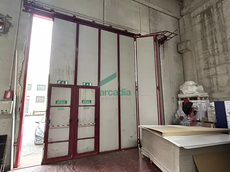 Immagine 5 di Attività artigianale in vendita  in Strada Provinciale 231 a Modugno