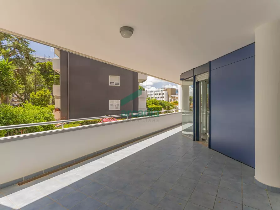 Immagine 33 di Quadrilocale in vendita  in Viale Louis Pasteur 15A a Bari