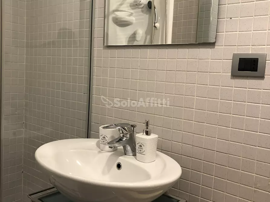 Immagine 20 di Bilocale in affitto  in Via Roma a Terni