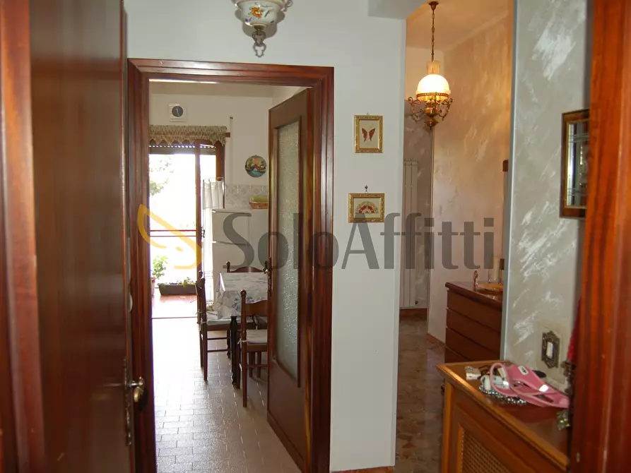 Immagine 17 di Trilocale in affitto  in Via dei Boccamazzi 24 a Roma
