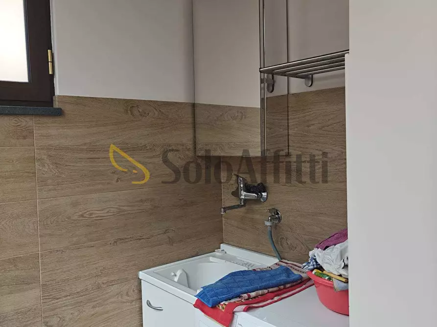 Immagine 7 di Trilocale in affitto  a Catania