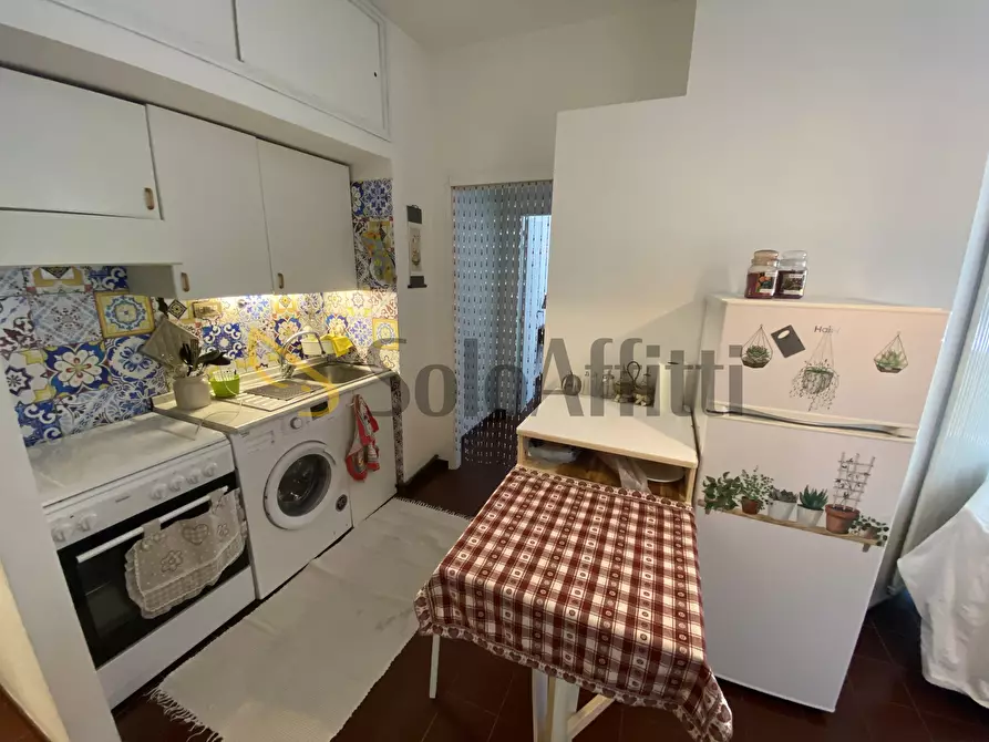 Immagine 3 di Bilocale in affitto  in Viale Amerigo Vespucci 50 a Rimini