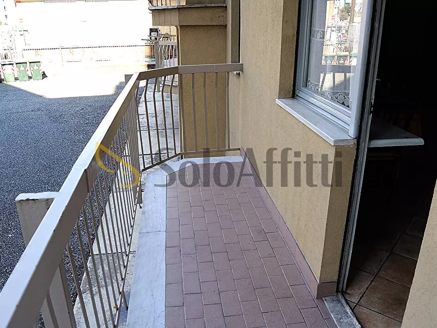 Immagine 8 di Bilocale in affitto  in CORSO TARANTO 208 a Torino