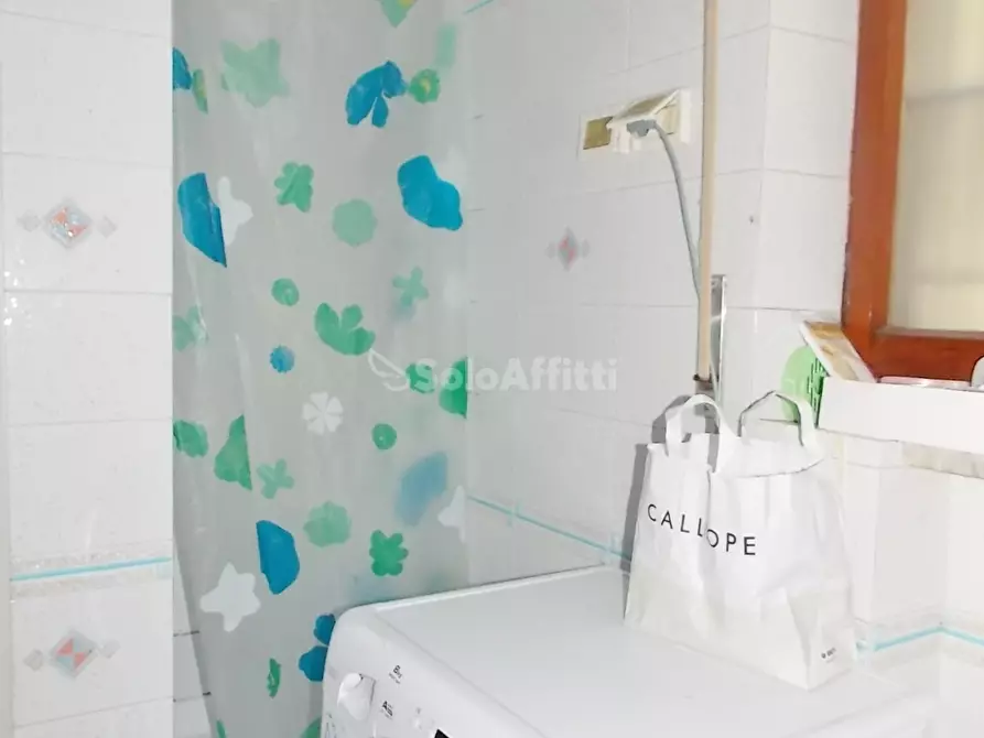 Immagine 10 di Stanza singola in affitto  a Catanzaro