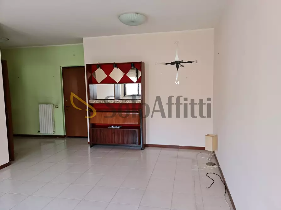 Immagine 6 di Bilocale in affitto  in Via Zaffaroni 16 a Gerenzano
