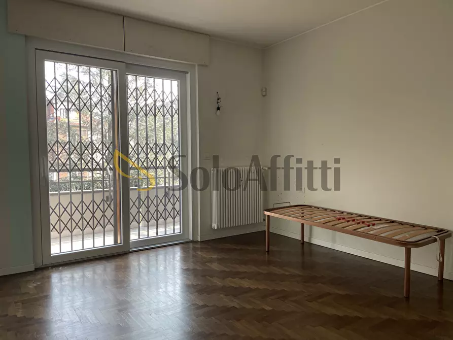 Immagine 28 di Trilocale in affitto  in via m.d'azeglio 25 a Busto Arsizio