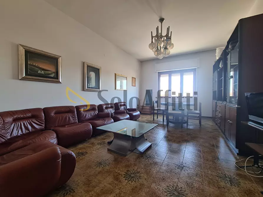 Immagine 5 di Stanza singola in affitto  a Catanzaro