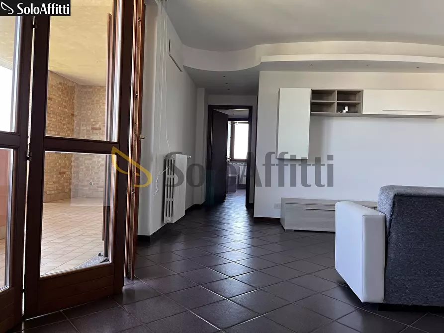 Immagine 2 di Bilocale in affitto  in Via Marsala 18 a Desio