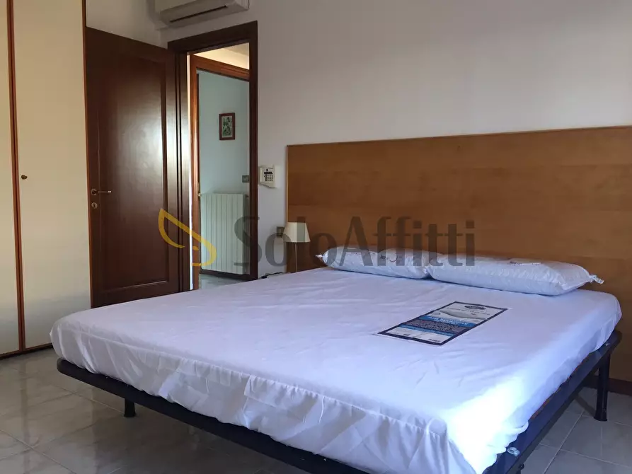 Immagine 3 di Trilocale in affitto  a Cagliari