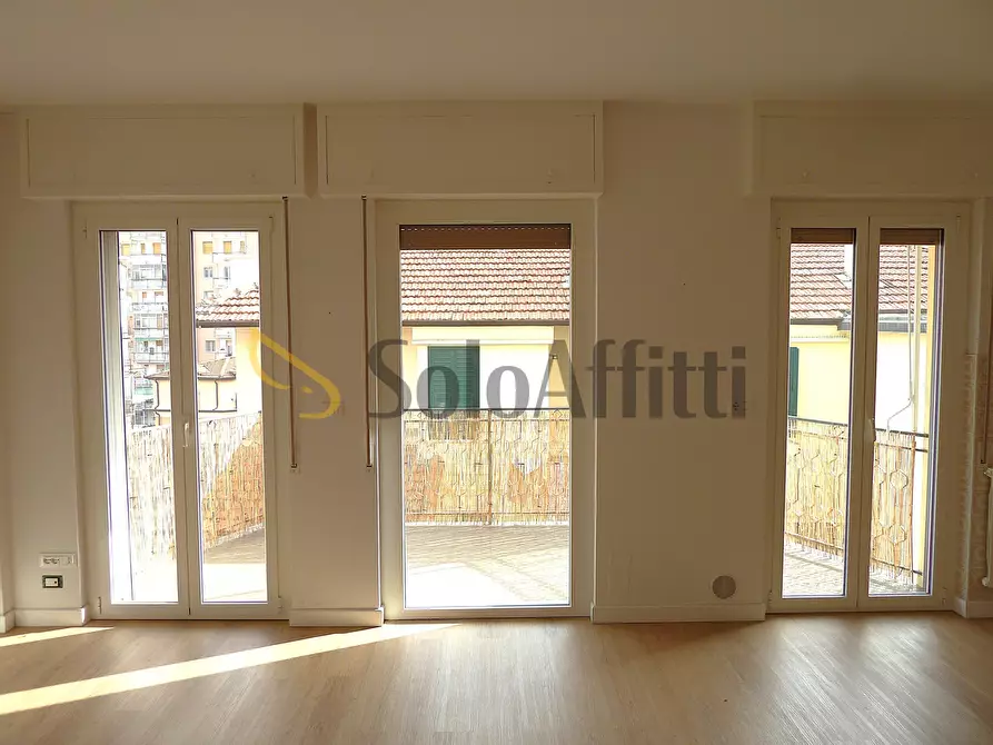 Immagine 7 di Quadrilocale in affitto  in Via Papa Giovanni XXIII 10 a Taggia