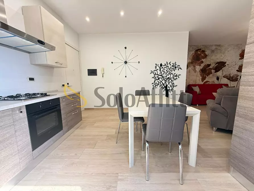 Immagine 13 di Trilocale in affitto  in Via Sant'Antonio da Padova 32 a Caserta