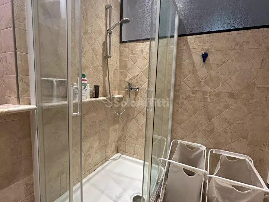 Immagine 8 di Trilocale in affitto  a Torino