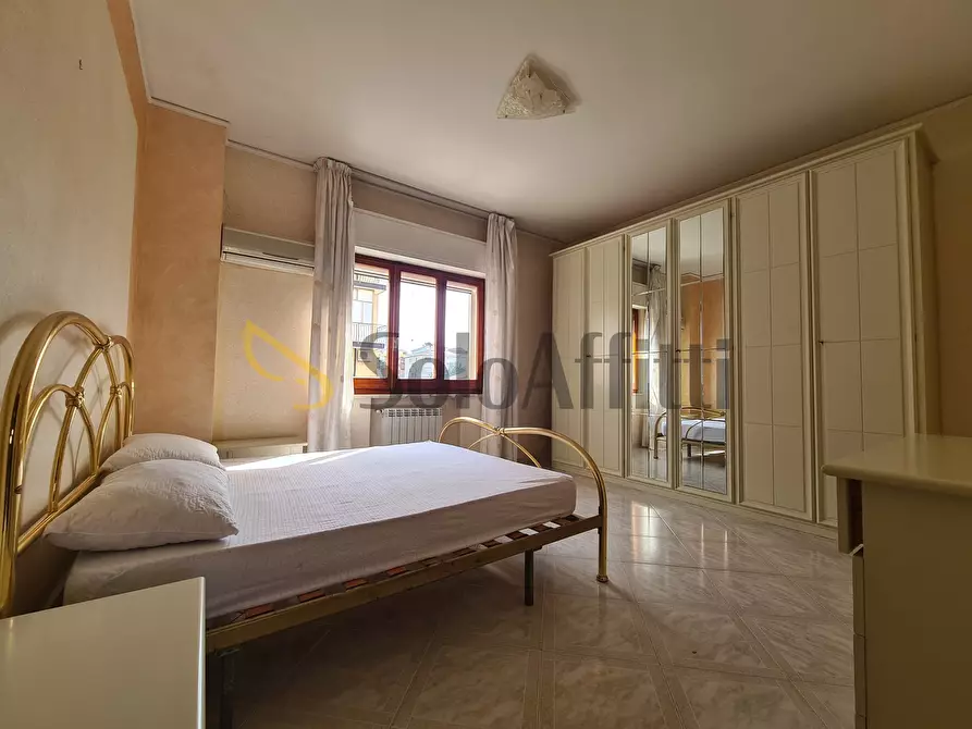 Immagine 7 di Stanza singola in affitto  a Catanzaro