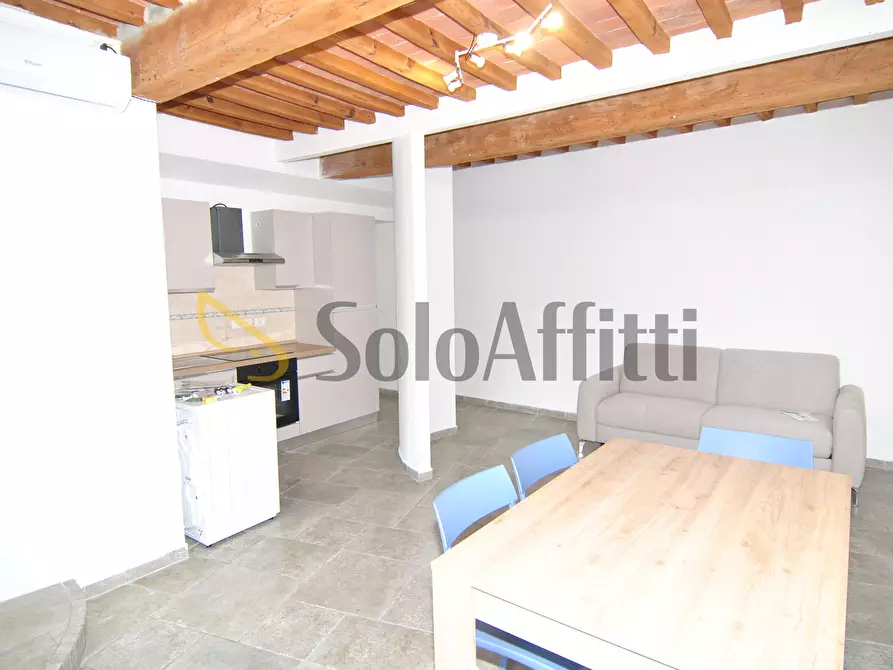 Immagine 1 di Bilocale in affitto  in Corso Giuseppe Mazzini 292 a Livorno