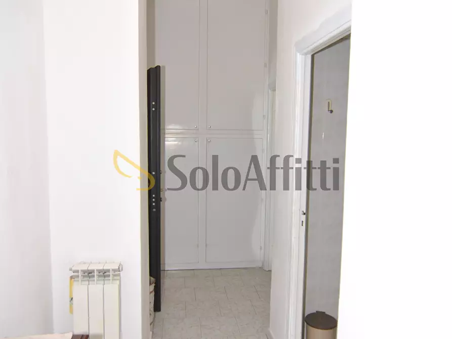 Immagine 8 di Trilocale in affitto  in Via Giulio Cesare Vinzio 28 a Livorno