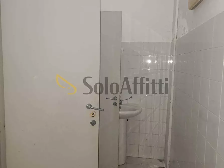 Immagine 7 di Pizzeria / Pub in affitto  a Catania