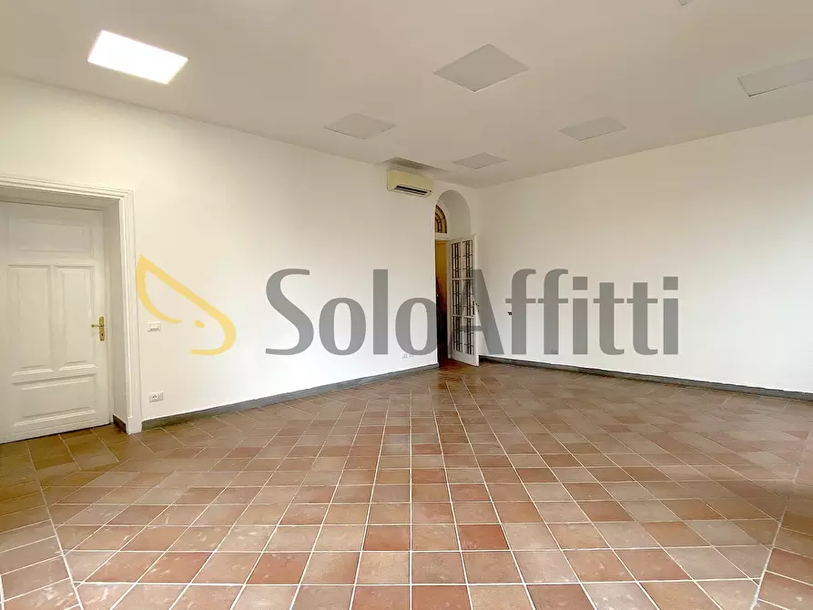 Immagine 3 di Ufficio in affitto  in Via Fabio Massimo 72 a Roma