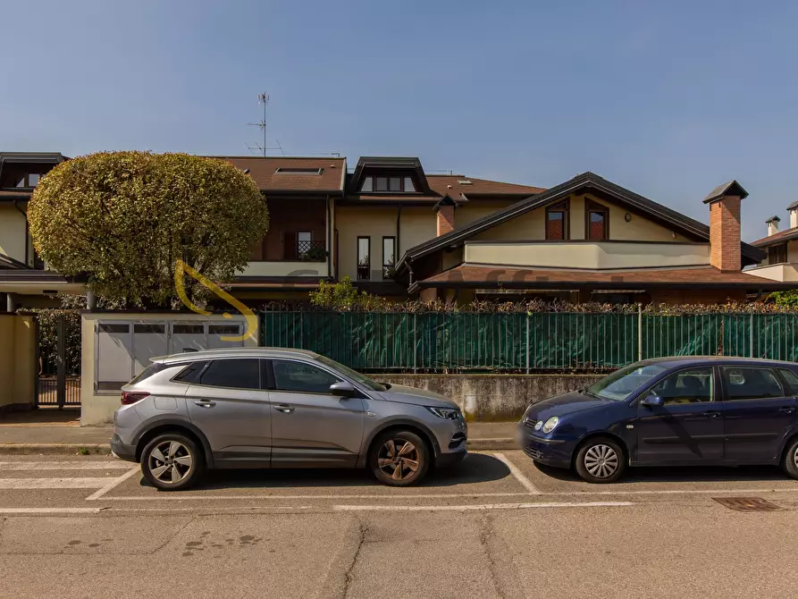 Immagine 30 di Villetta a schiera in affitto  in Via E. Mattei 42 a Gorla Maggiore