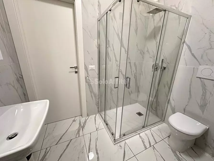 Immagine 11 di Monolocale in affitto  in Viale Abramo Lincoln a Caserta