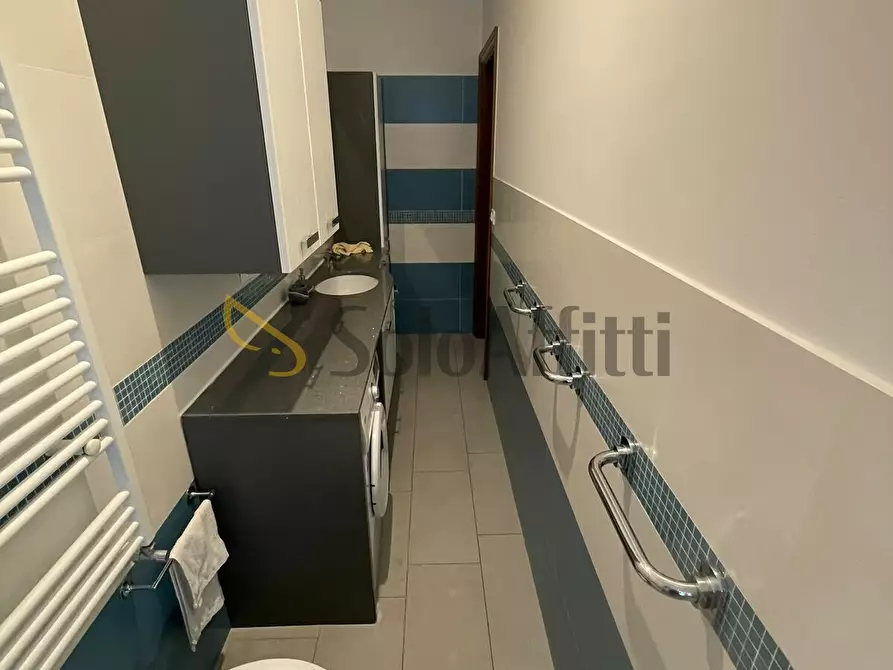 Immagine 15 di Trilocale in affitto  in Via Camillo Benso Cavour 19 a Rivoli