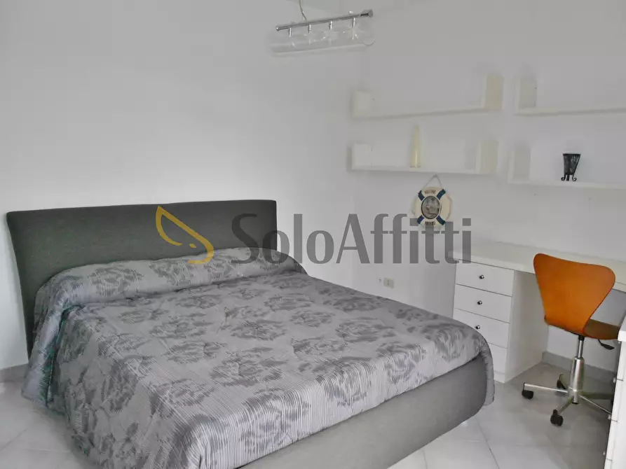 Immagine 18 di Villetta a schiera in affitto  in Via Fiorenzuola di Focara a Fiumicino