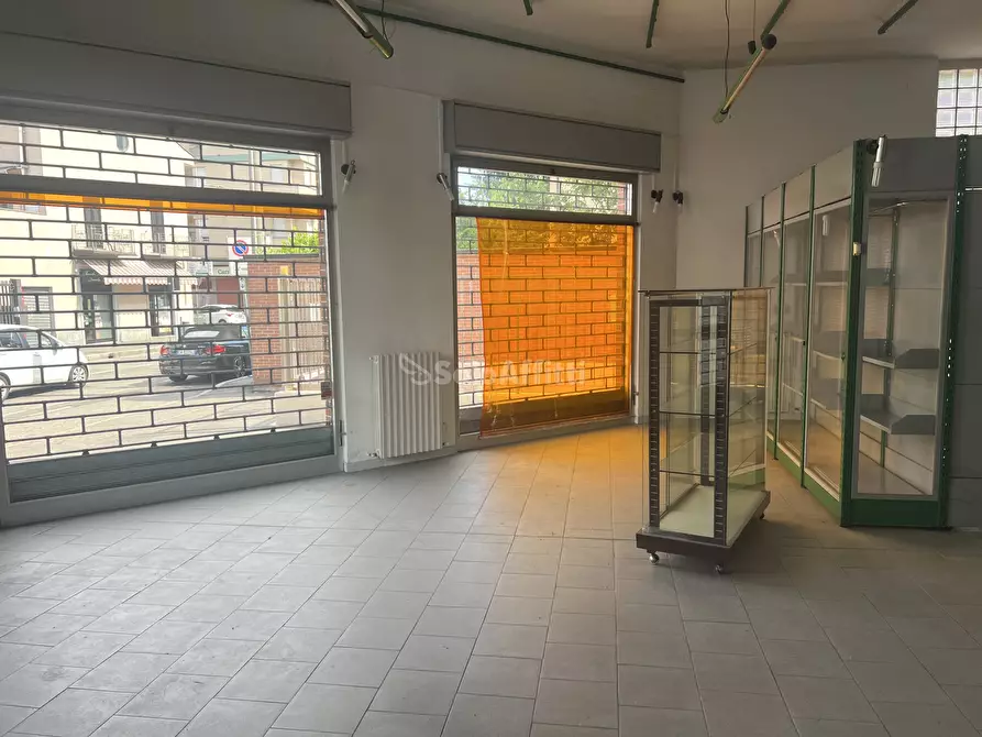 Immagine 1 di Locale commerciale in affitto  in Via Nazario Sauro SNC a Baranzate