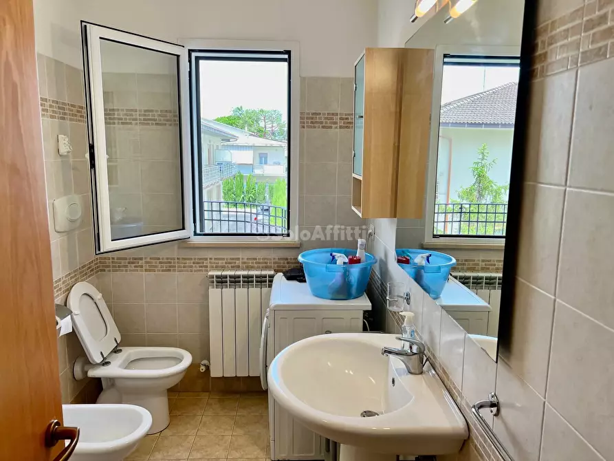 Immagine 17 di Bilocale in affitto  in Via Petrarca 24 a Tortoreto