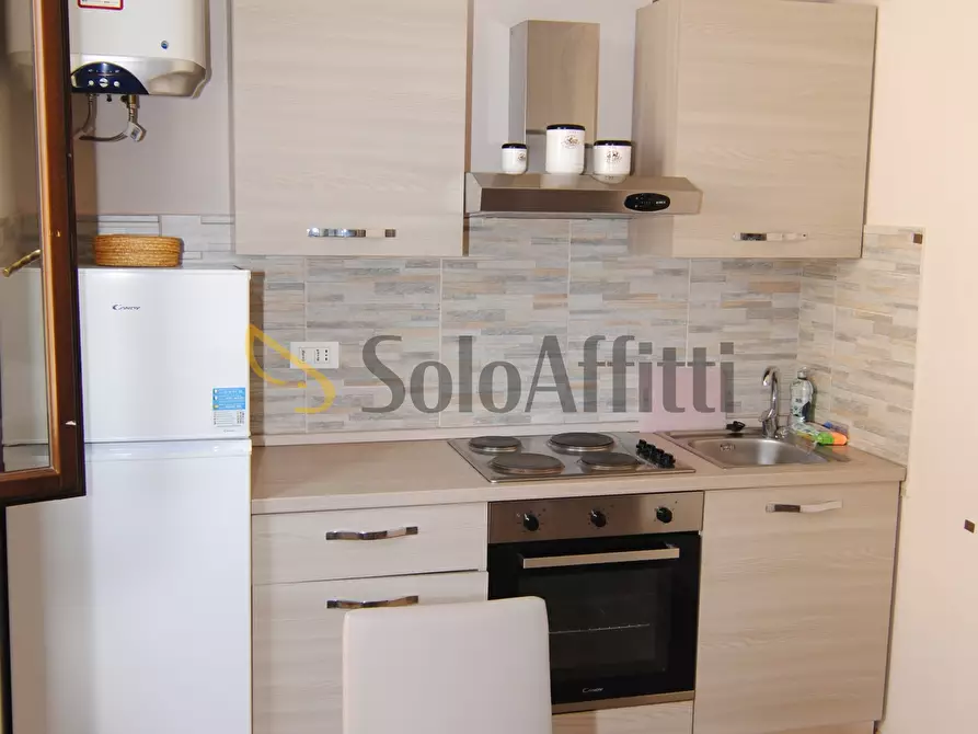 Immagine 4 di Monolocale in affitto  a Livorno