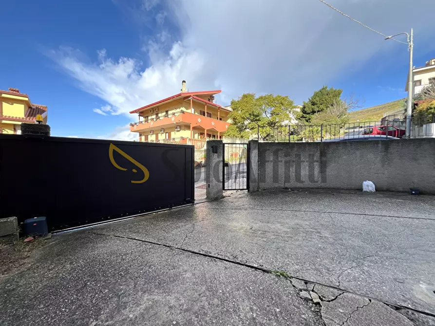 Immagine 17 di Villa in affitto  in Via Friuli 4 a Catanzaro