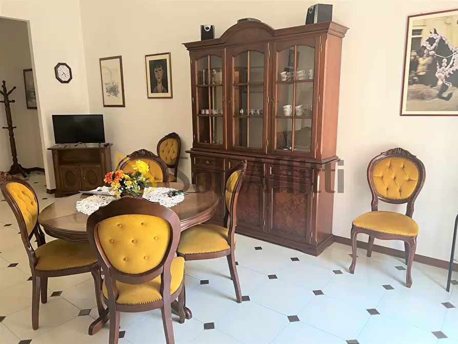 Immagine 3 di Quadrilocale in affitto  a Cagliari