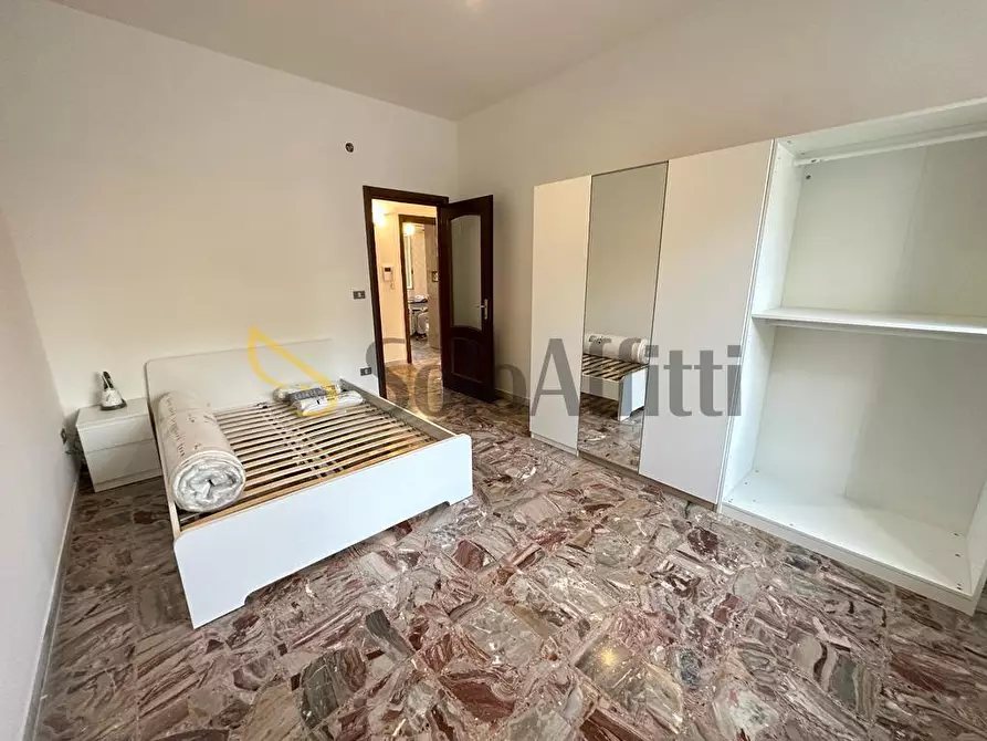 Immagine 13 di Stanza singola in affitto  in Via Ferrarecce a Caserta