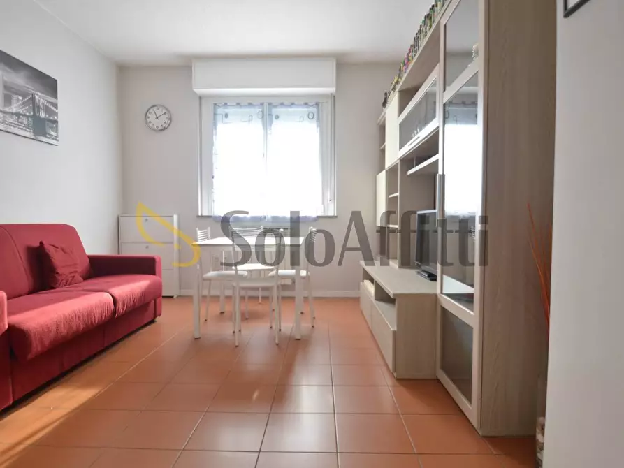 Immagine 1 di Bilocale in affitto  in Via Massimo d'Azeglio 18 a Rozzano