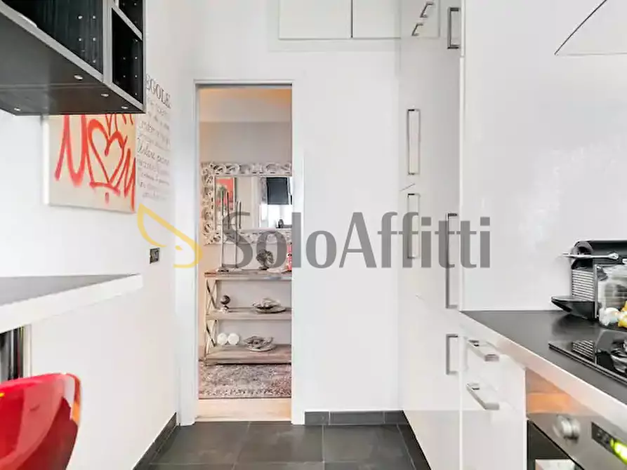 Immagine 12 di Bilocale in affitto  in Viale delle Medaglie d'Oro a Roma