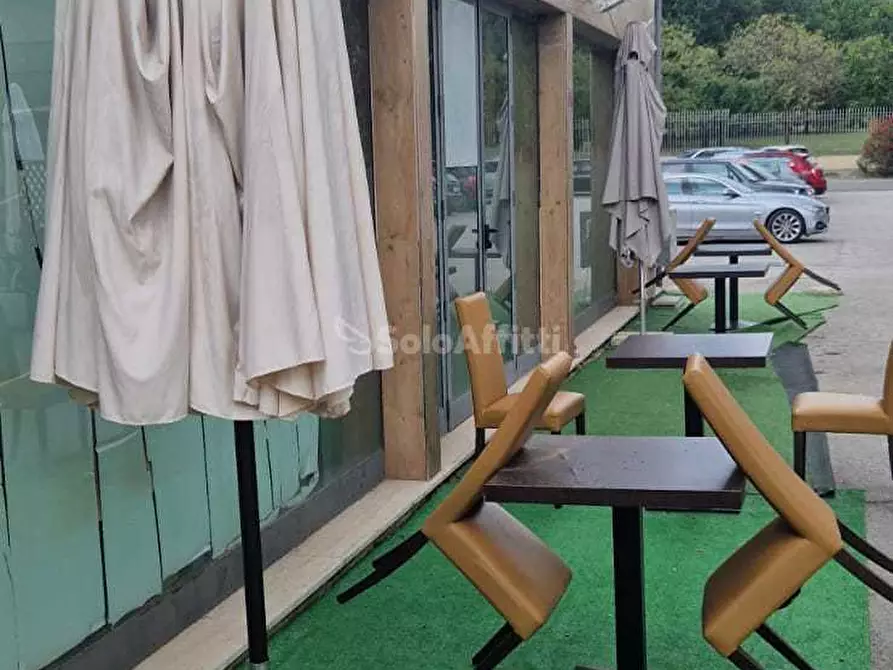 Immagine 6 di Locale commerciale in affitto  a Frosinone