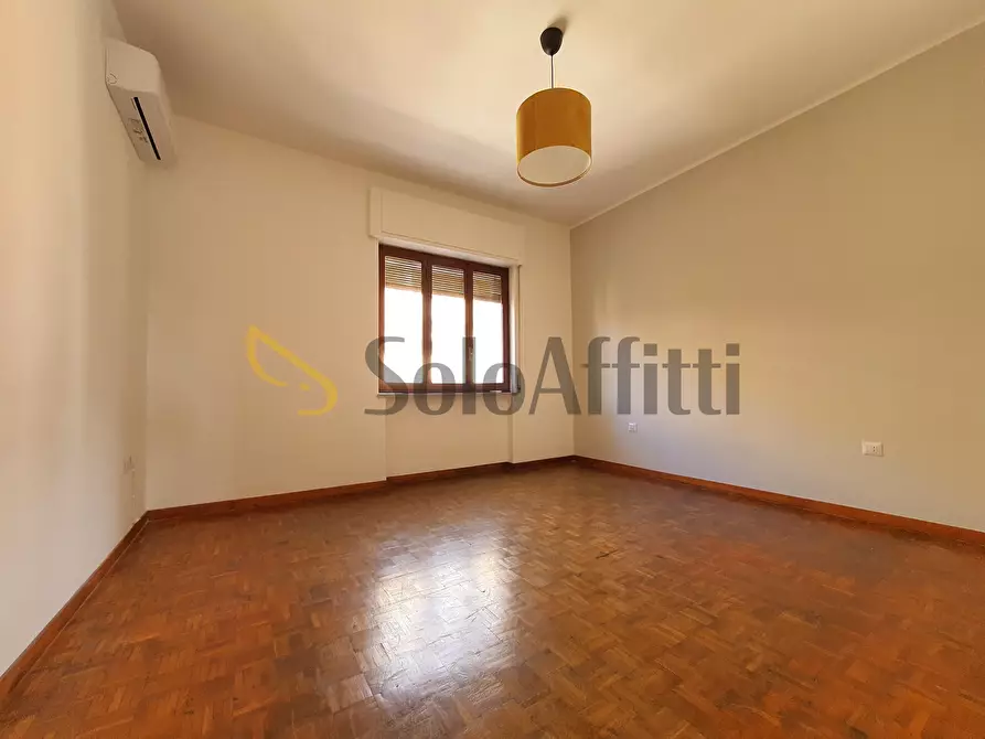 Immagine 10 di Ufficio in affitto  in Via Eugenio de Riso 65 a Catanzaro