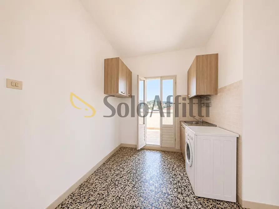 Immagine 3 di Attico in affitto  in Via Lungomare Stefano Pugliese 313 a Catanzaro