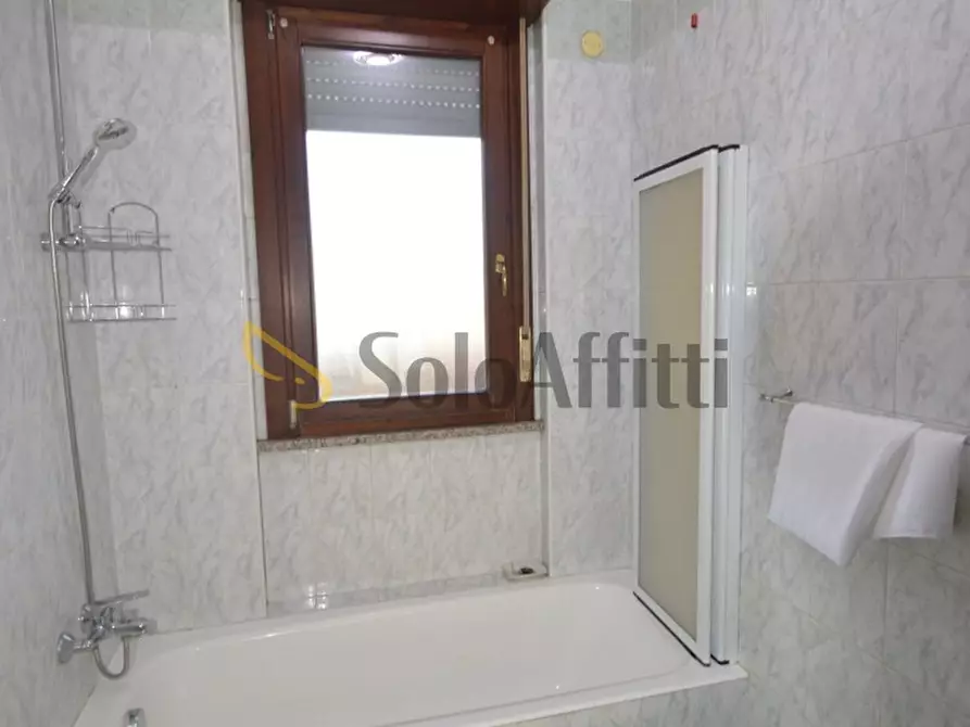 Immagine 21 di Bilocale in affitto  in Via Curiel 192 a Rozzano