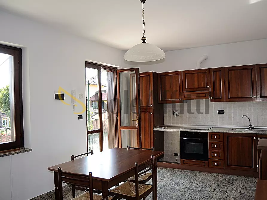 Immagine 3 di Bilocale in affitto  in Via Fornaci 45 a Settimo Torinese