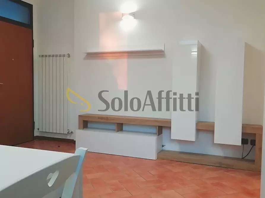 Immagine 3 di Bilocale in affitto  in Via Camillo Benso Conte di Cavour 5 a Besana In Brianza
