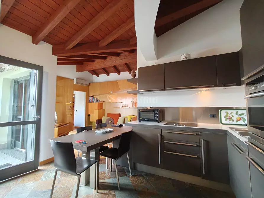 Immagine 1 di Trilocale in affitto  a Gallarate