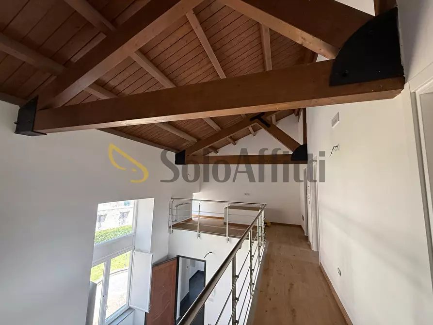 Immagine 31 di Loft/Open space in affitto  in Via dei Giardini Reali a Caserta
